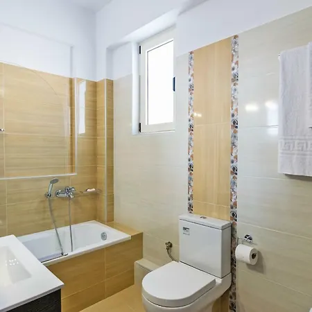 Aphrodite Villa Adelianos Kampos